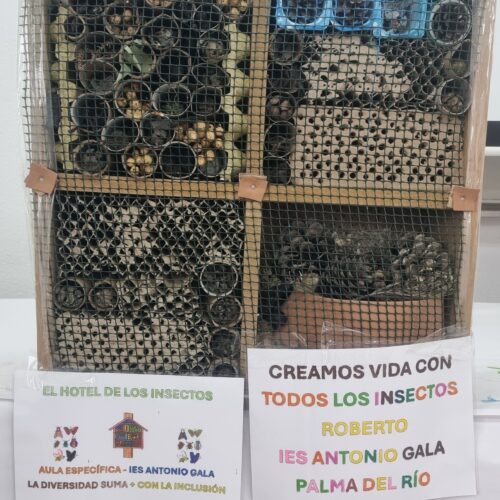 HOTELES DE INSECTOS EN EL GALA