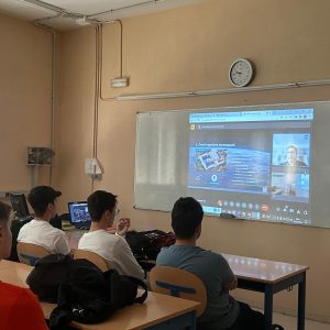 Encuentro virtual con el Dr. Álvaro Soria Salinas, Director de Operaciones de la Estación Espacial Internacional en la Agencia Espacial Europea