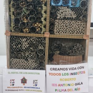 HOTELES DE INSECTOS EN EL GALA