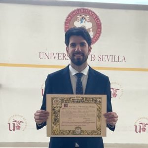 La Trayectoria de Rafael González Almenara