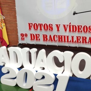 FOTOS Y VÍDEO DE LA GRADUACIÓN DE 2º DE BACHILLERATO