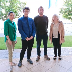 Sonia Díaz Díaz (Prof. De Filosofía), Alejandro Garijo Medina, nuestro alumno campeón, Pablo Lafita Guzmán (Prof. De Filosofía) y María Dolores Ariza Calero (Prof. De Lengua Castella y Literatura) 