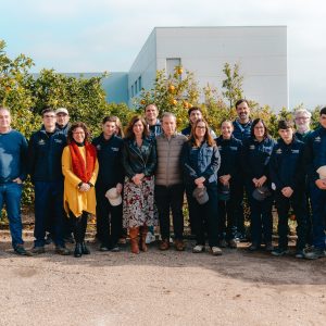 Entrega de la equipación laboral para nuestro alumnado de Producción Agroecológica